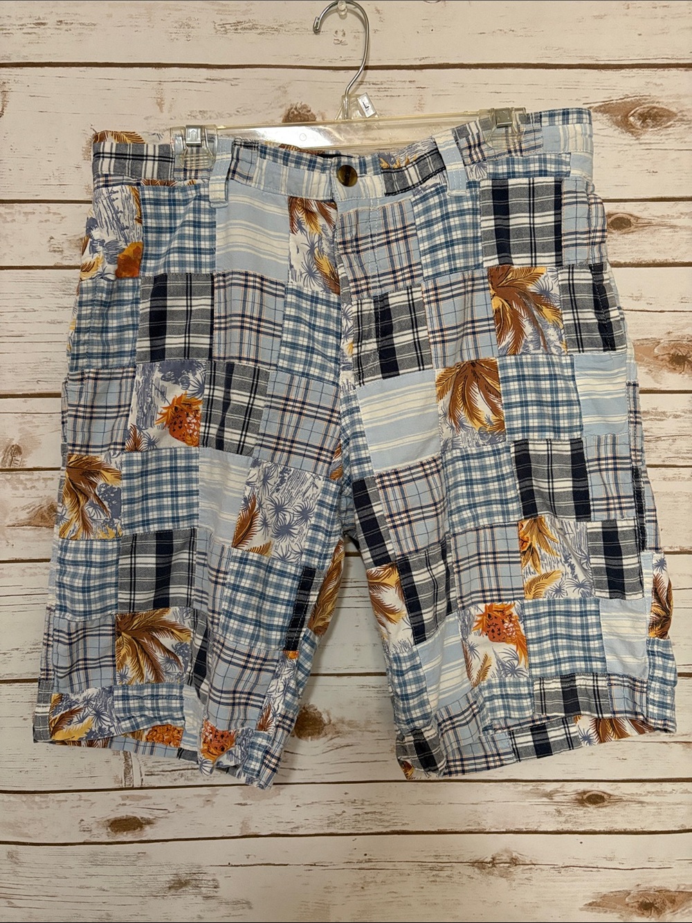 Old Navy Surplus Co. Men’s Blue Patchwork Plaid Tropical Cotton Shorts Size 34